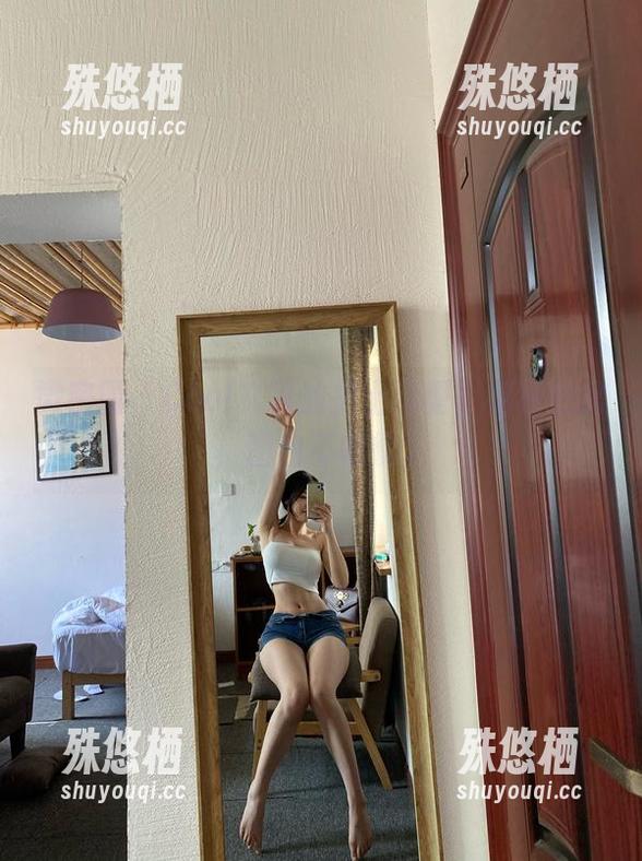 Cool文茜 微密圈 - Cool文茜的护士造型,福利在此,图包不收缀。