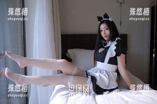 GIRLT果团网 - 短裤，妲己_Toxic，再加一点呢喃的图集情绪
