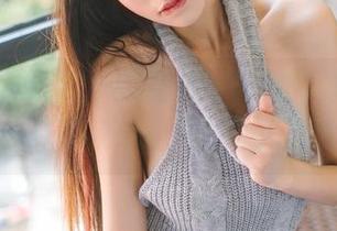 GIRLT果团网 – 厨娘龚玥菲的免费套图，这身姿、那碗菜，看着就让人想尝一口。