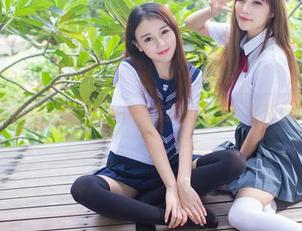 IMiss爱蜜社 – 窥探luvian本能的夏天：私拍里的小调皮