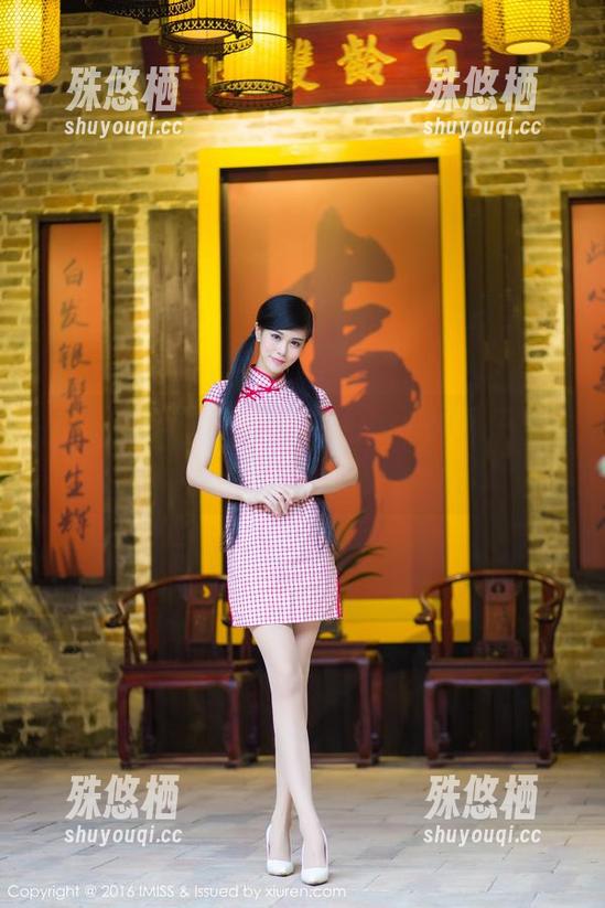 IMiss爱蜜社 - 杨晨晨sugar的黑色写真，哇，要不要这么吸引眼球啊？
