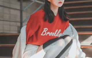 今天的拍摄重点，Jenny(정제니)和她的DJAWA圣诞节。看吧，看吧，画面里的剧情越来越复杂了！