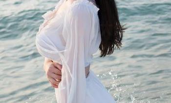 MiStar魅妍社 – 高清大作！王婉悠的制服造型，不禁让我想象她操控着整个班级的情景…