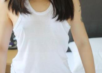 MyGirl美媛馆 – 精选沈佳熹的美足图集，谁能抗拒这优雅姿态呢？