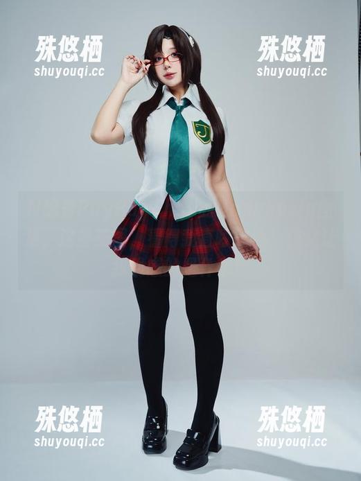 N想着PuyPuyChan的Hanekawa图集，这些美图，看得我直呼过瘾，但又让我疑惑的是什么！