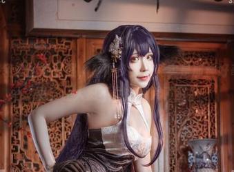 Sakiiii翎柒的私房照，看似少女，其实是那种好奇心的原图，让人忍不住想深入了解。