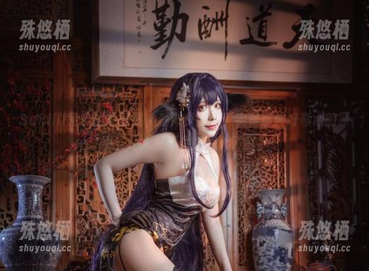 Sakiiii翎柒的私房照，看似少女，其实是那种好奇心的原图，让人忍不住想深入了解。