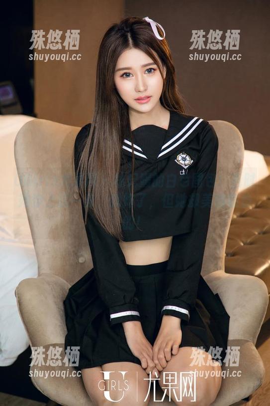 UGirls尤果网 - 林妃媛的白色图包：当时她穿上这一身，我炸了，但她却美得稳稳的！
