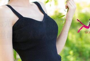 UGirls尤果网 – 苏糯米的新写真来了！黑丝配方，太让人移不开眼了！