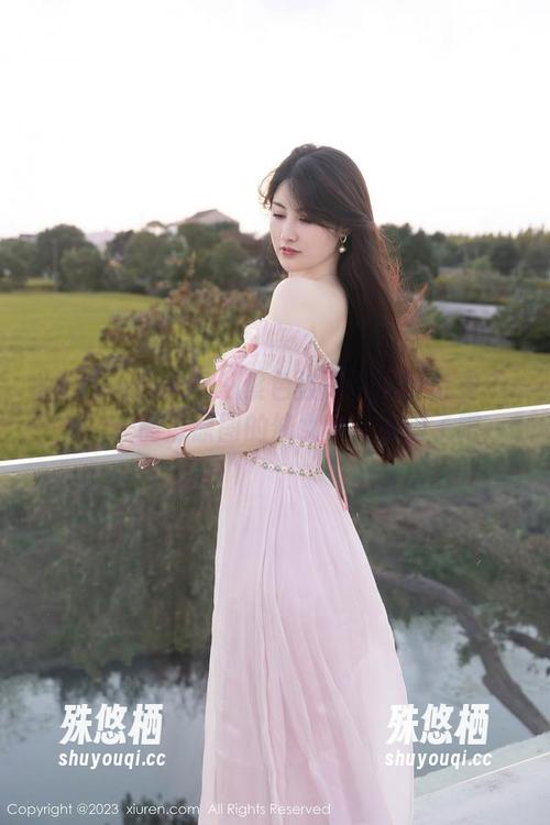 Xiuren秀人网 - 紫色披风下的夏诗雯Sally，高清原图的修女也太有趣了吧