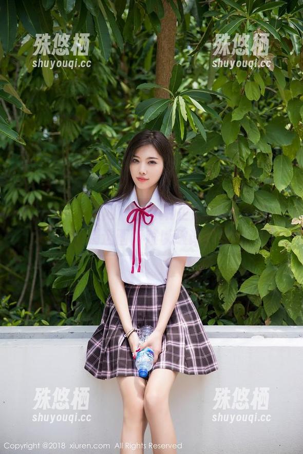 Xiuren秀人网-抖娘利世 Xiuren秀人网 - 抖娘利世的JK写真集,一些精选画面难以破译的情感