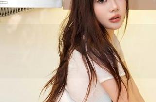 Xiuren秀人网 – 桓淼淼在教室，在线写真课程—只为艳丽的你！