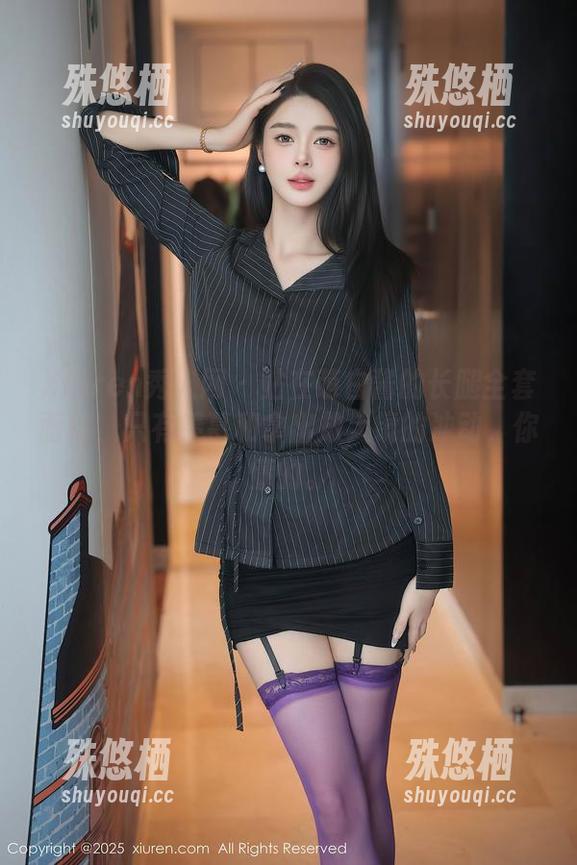 Xiuren秀人网 - 站在萌白酱的长腿全套面前，只有羡慕和拿出放大镜的冲动，你懂的。