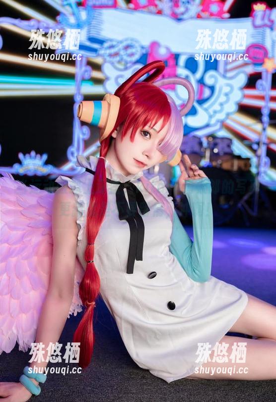 当运动服遇上深蓝，kitaro绮太郎的写真更新就是不要留情，冲啊！
