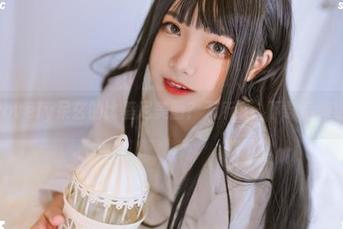 不来点lovely呆玄的比基尼美图？无所谓，下载后悔也没事！