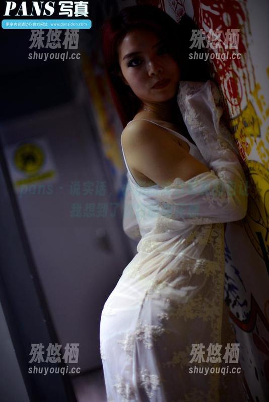 pans-小彤 pans - 说实话,小彤的纯白写真图包让我想到了洁白的棉花糖