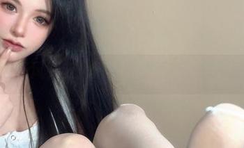 倦倦喵画风突变：清纯图集更新，想不到吧！