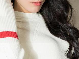 克拉女神 – 图片看腻了？来访问妮子的白丝资源，搞点刺激