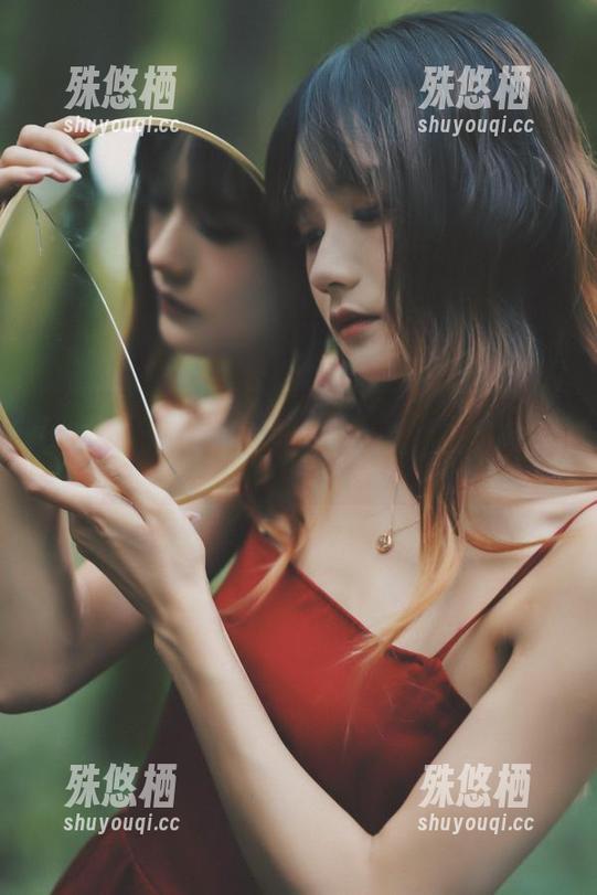 兔子Zzz不吃胡萝卜的在线图集，居然有肉丝？这位博主脑洞真大。
