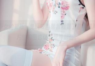 这次水手服少女的更新,兔玩映画帮我找到了那种细腻的情绪,图片的构图也让我想再翻翻。