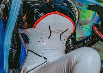凛子酱兔女郎精选：发型跟兔耳朵的奇妙融合！