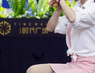 初夏女神 - 私拍婚纱照:点点从未如此认真过…制度出台之前,想要的原本应该是完美的,哈哈。