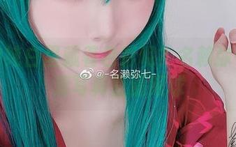说好的纯白里藏着色彩呢？名赖弥七的高清写真直逼眼球