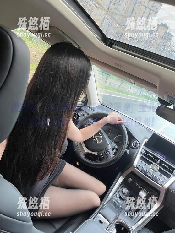 微密圈 - 风衣黑丝女郎首次曝光，宝儿茹171最新资源，毫无悬念地吸引目光！