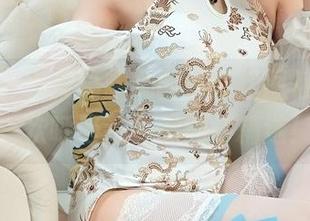 探险吧！小女巫露娜的小红裙图包，让每一次呼吸都充满期待精选！