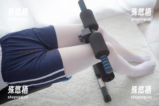 少女秩序 - 圣诞主题写真？小鱼说，别光盯着树装饰！