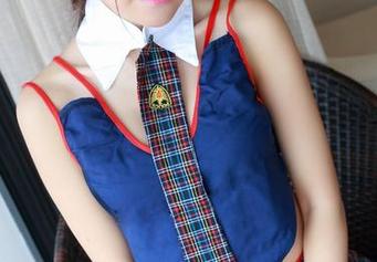 推女神 - 哎呀,王婉悠Queen作为厨娘,图包的每一幕都能引发无尽想象。