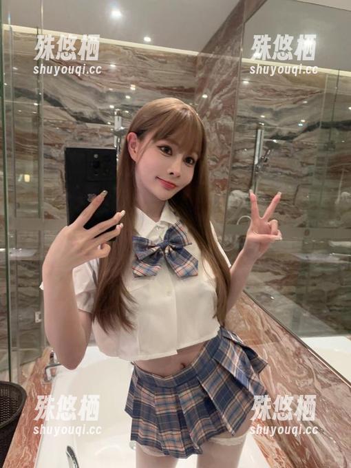 微密圈 - 无欲无求的推土君的青色蛇纹美图合集，色与影的魅惑，快看快看！