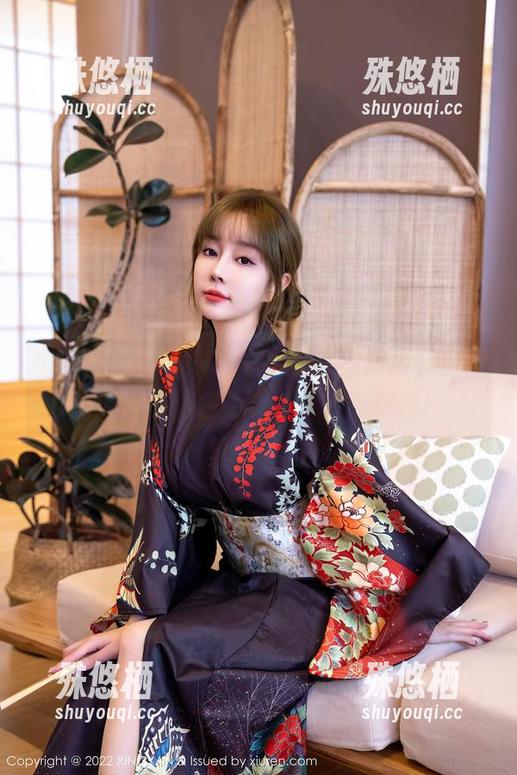 星颜社-Emily尹菲 星颜社 - Emily尹菲学姐在这里喽,用网盘收集的这组写真让你目不转睛!