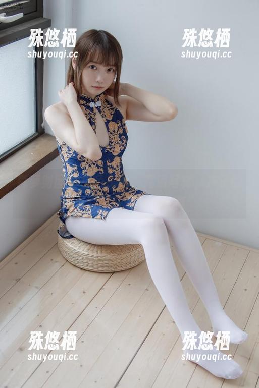 森萝财团 - 白色房间，高清写真，卉子的过膝袜在湿气中轻舞