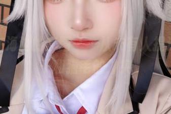 橙喵在海边的套图——从未有人提过，沙子和猫毛的冲突
