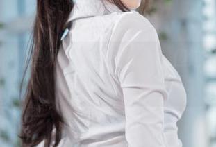 汪知子的驯兽师写真：无圣光，但这身手可比某些网友强。