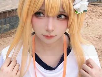 一秒回到校园：特软儿Sona校服cos图集的另类fun