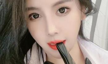 微密圈 – “猪小七的水手服图集：海上风浪中的小豚豚”资源推荐！