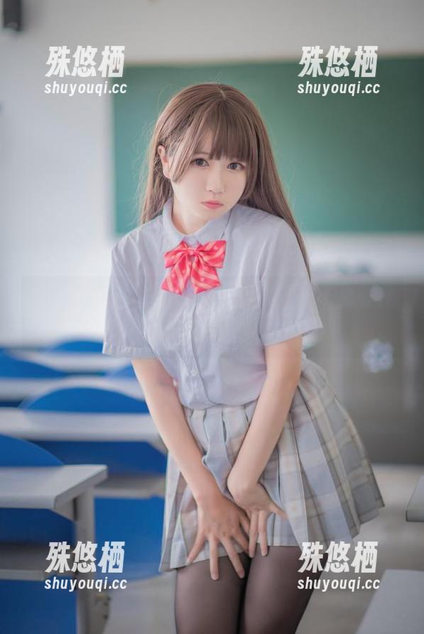白金Saki的JK美丝校服更新，好像有什么不一样的味道！