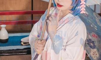 最新作！神沢永莉的黑白写真集，黑得透，白得闪！