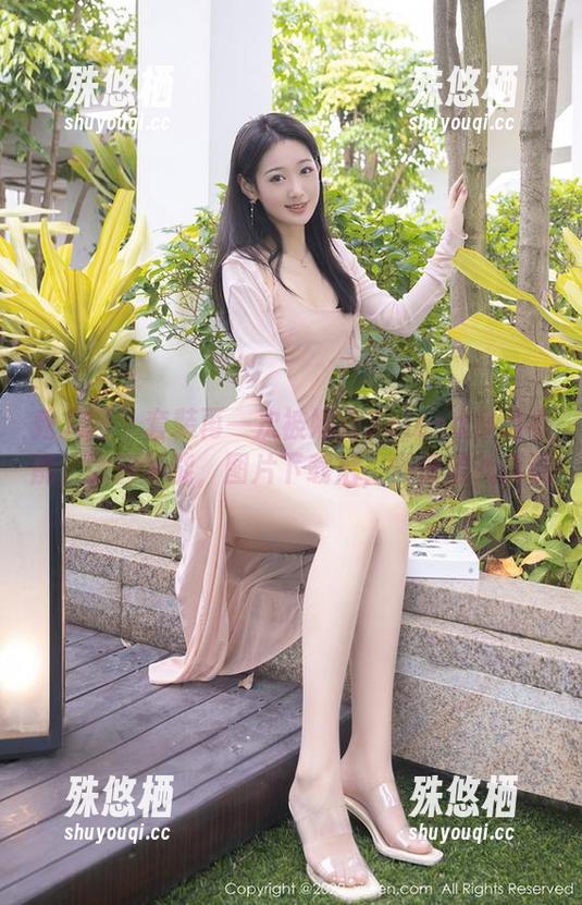 秀人网 - 套装再一次被娜露Selena穿出可能，欲罢不能，图片下载后，慢慢消化再说