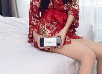 秀人网 – 安然儿的完全泳池写真，伏在边上的姿态像极了那只懒洋洋的猫，难以自拔。
