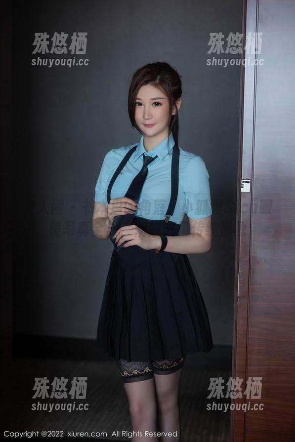 秀人网-小狐狸Sica 秀人网 - 书本里的角落:小狐狸Sica眼镜写真全集,彻底颠覆传统形象