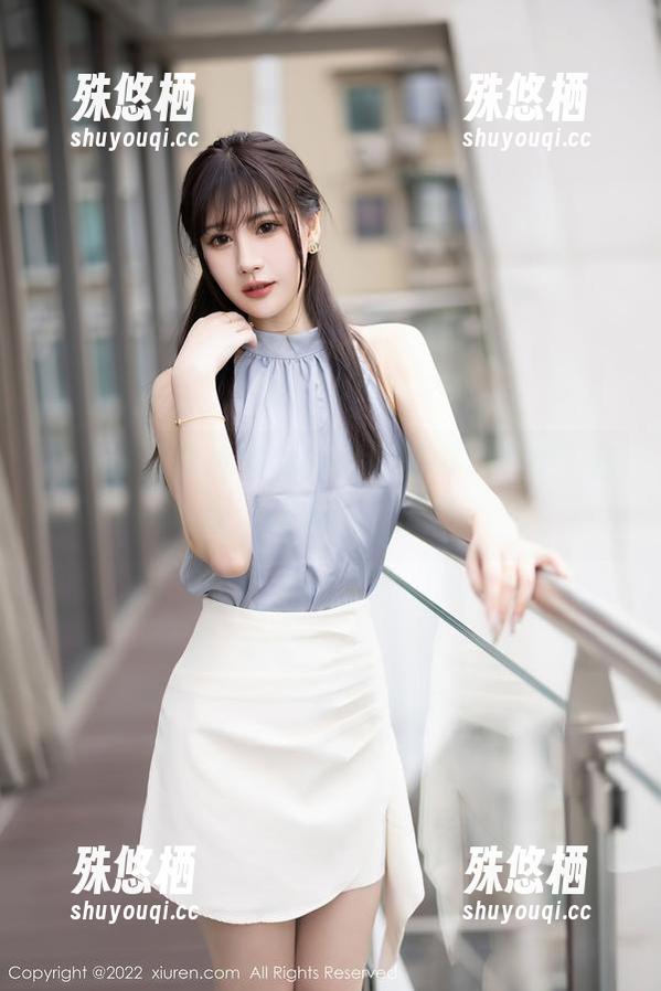 秀人网 - 从曦宝儿的视界窥探“少女”套图，原图已上线哦