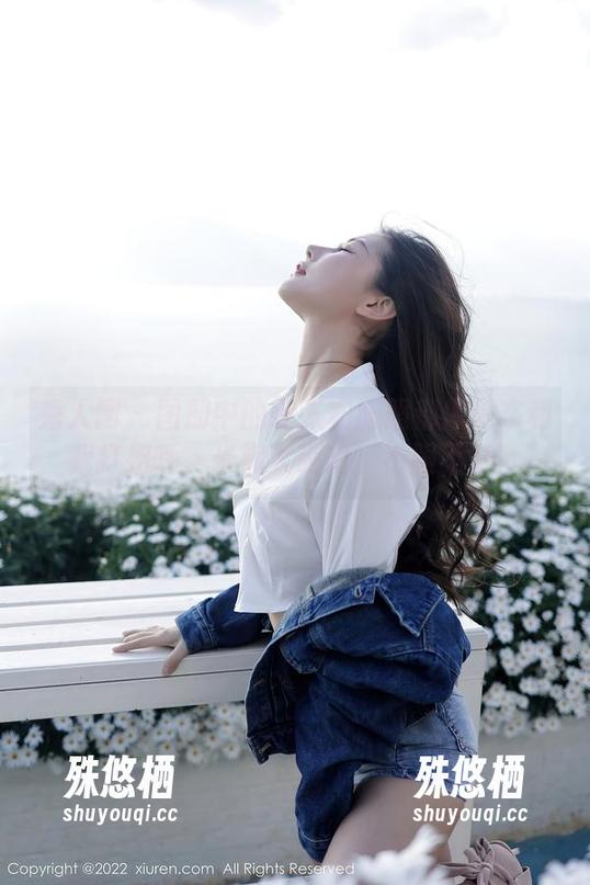 秀人网-米妮大萌萌 秀人网 - 图册中的每张和服照都像是在和我打招呼,米妮大萌萌,不服不行!