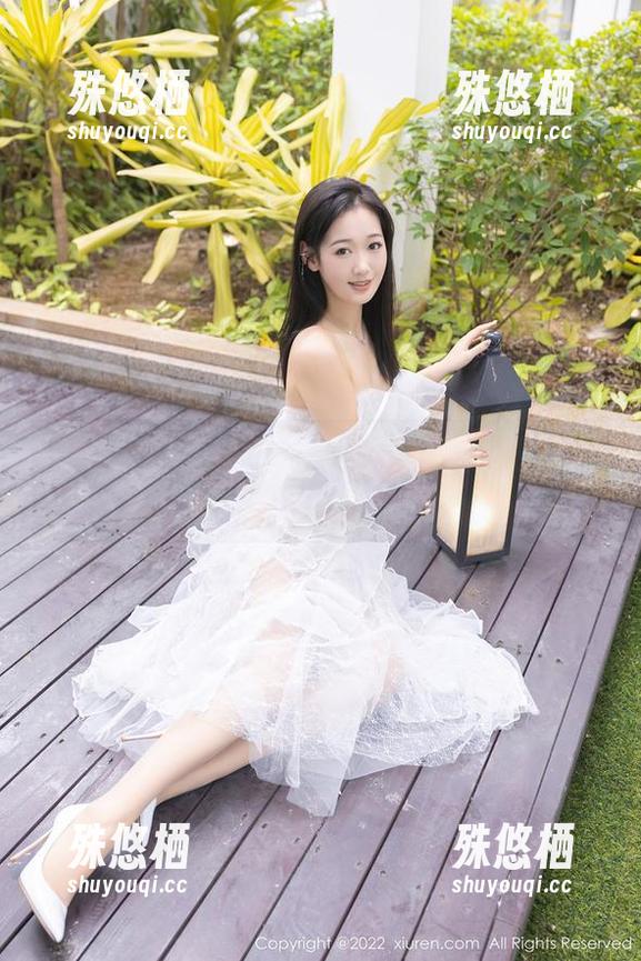 秀人网-米妮大萌萌 秀人网 - 米妮大萌萌的制服福利,图片里悄悄酝酿的小暧昧