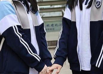 秀人网 – 原图里的红裙，陈雅漫VICKY这次是来秀“吸睛技”的吧？