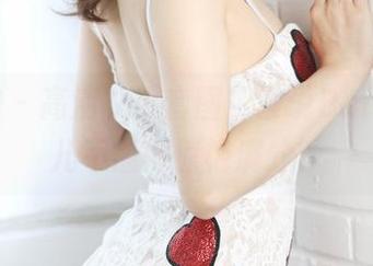 美媛馆 – 高清礼服套图，谁说Barbie可儿不懂得惊艳满分？