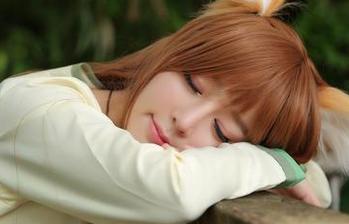 菠萝社 – 如果每个女孩都能是一帧，柳侑绮的免费作品《海中少女》该挺美！