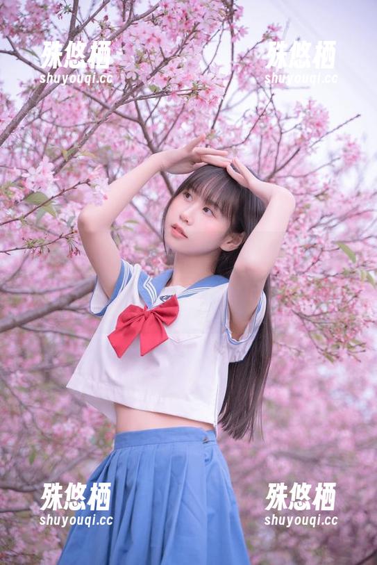 系列照片：萌芽儿o0cos的喜多川海梦，恍若时光停驻，为什么我也想加入她的角色呢？